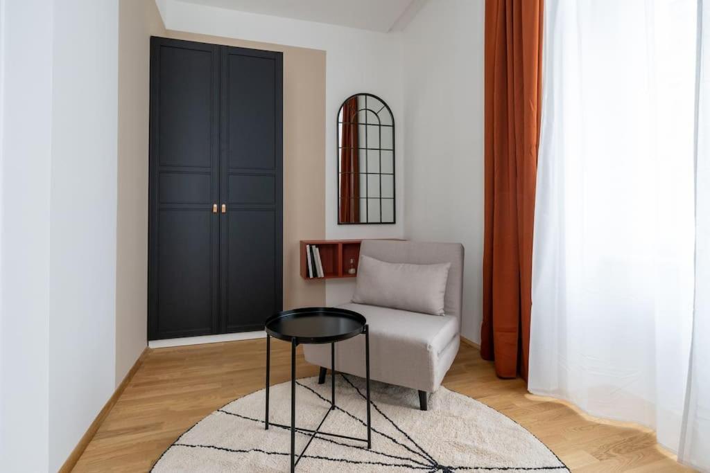 Appartement Artful 1br Suite, Nearby By Hm